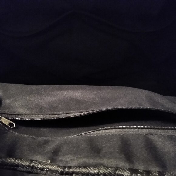 Tie dye print Puffy Duffle bag - Picture 4 of 4